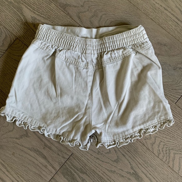 Khaki Shorts - Picture 4 of 4